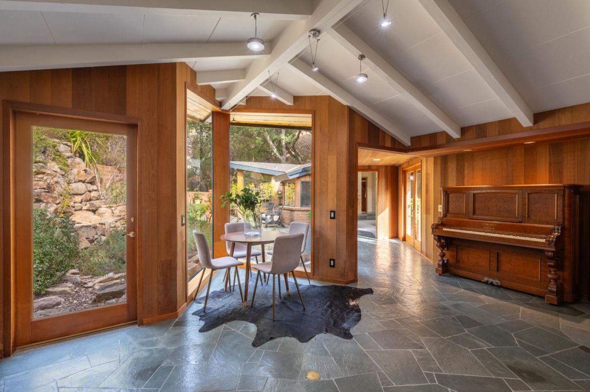 Dining room, Interior, Piano, Wooden Walls
