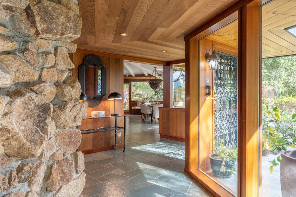 Dining room, Interior, Recessed Lighting, Stone Walls, Wooden Beams, Wooden Ceilings