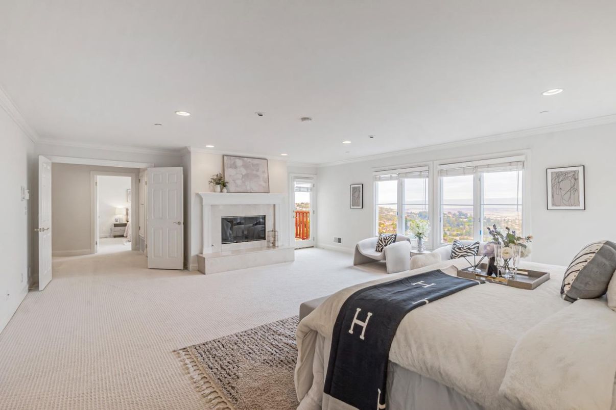 Bedroom, Fireplace, Interior, Recessed Lighting