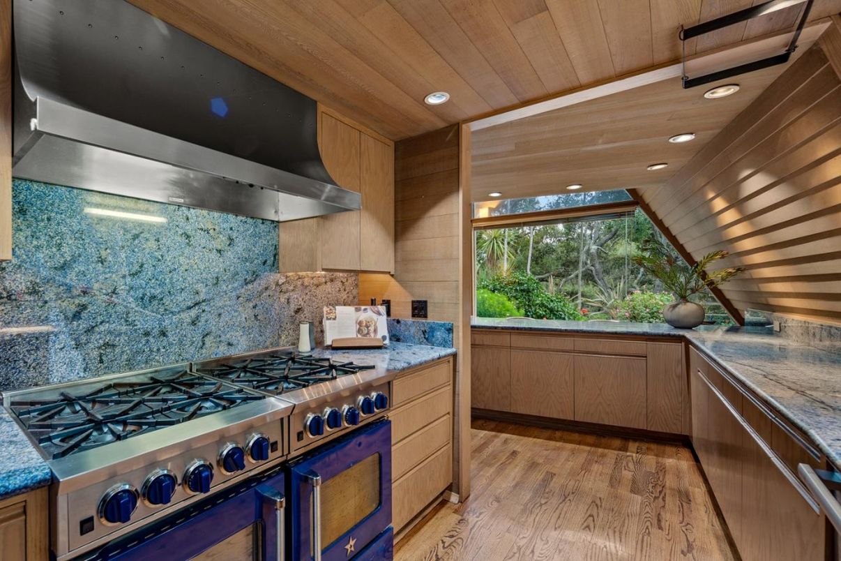 Interior, Kitchen, Recessed Lighting, Stainless Steel Appliances, Wooden Ceilings, Wood Texture Flooring