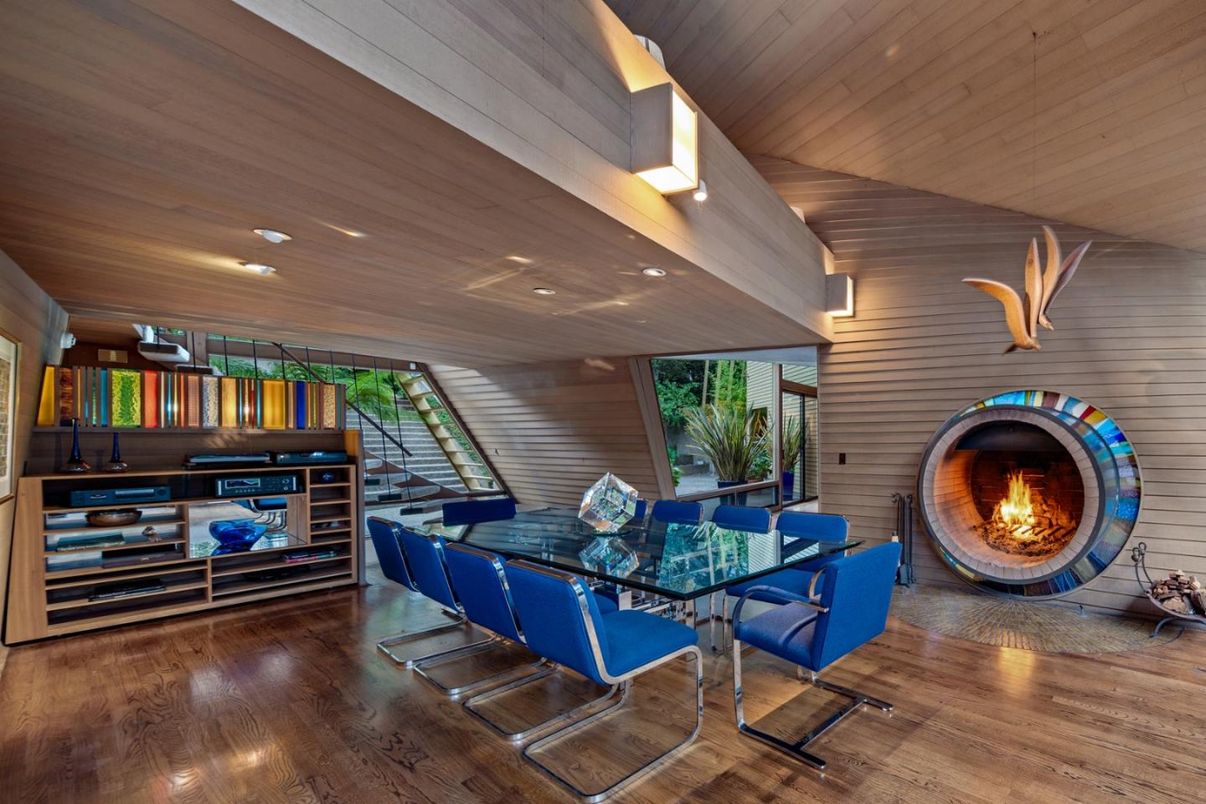 Dining room, Fireplace, Interior, Pendant Lights, Recessed Lighting, Wooden Ceilings, Wood Texture Flooring