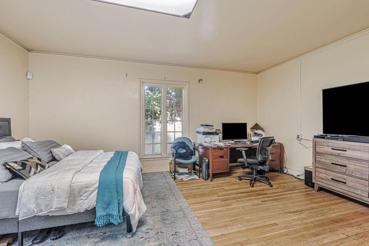 DE Listing image placeholder
