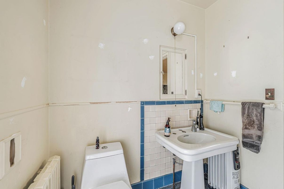 DE Listing image placeholder