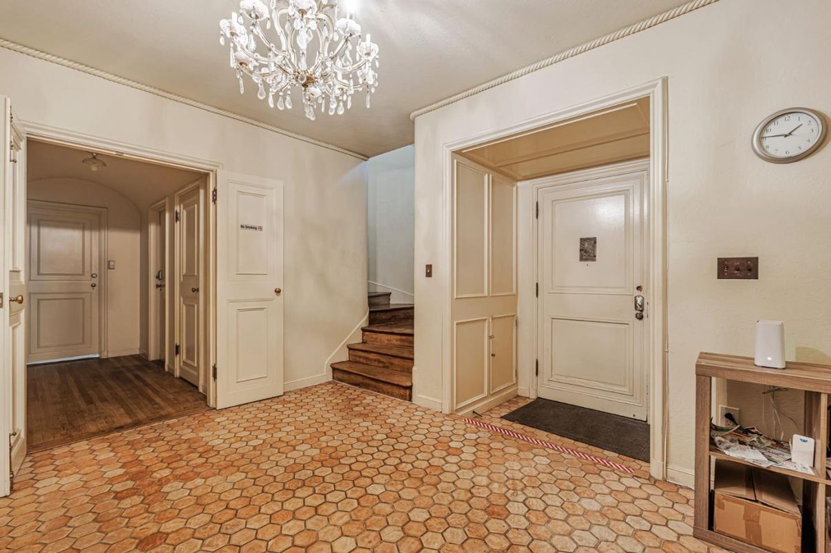 DE Listing image placeholder