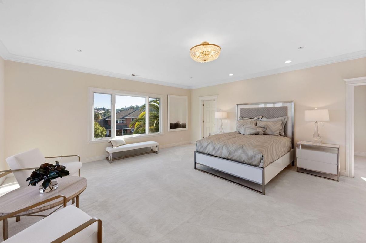 Bedroom, Chandelier, Interior, Recessed Lighting
