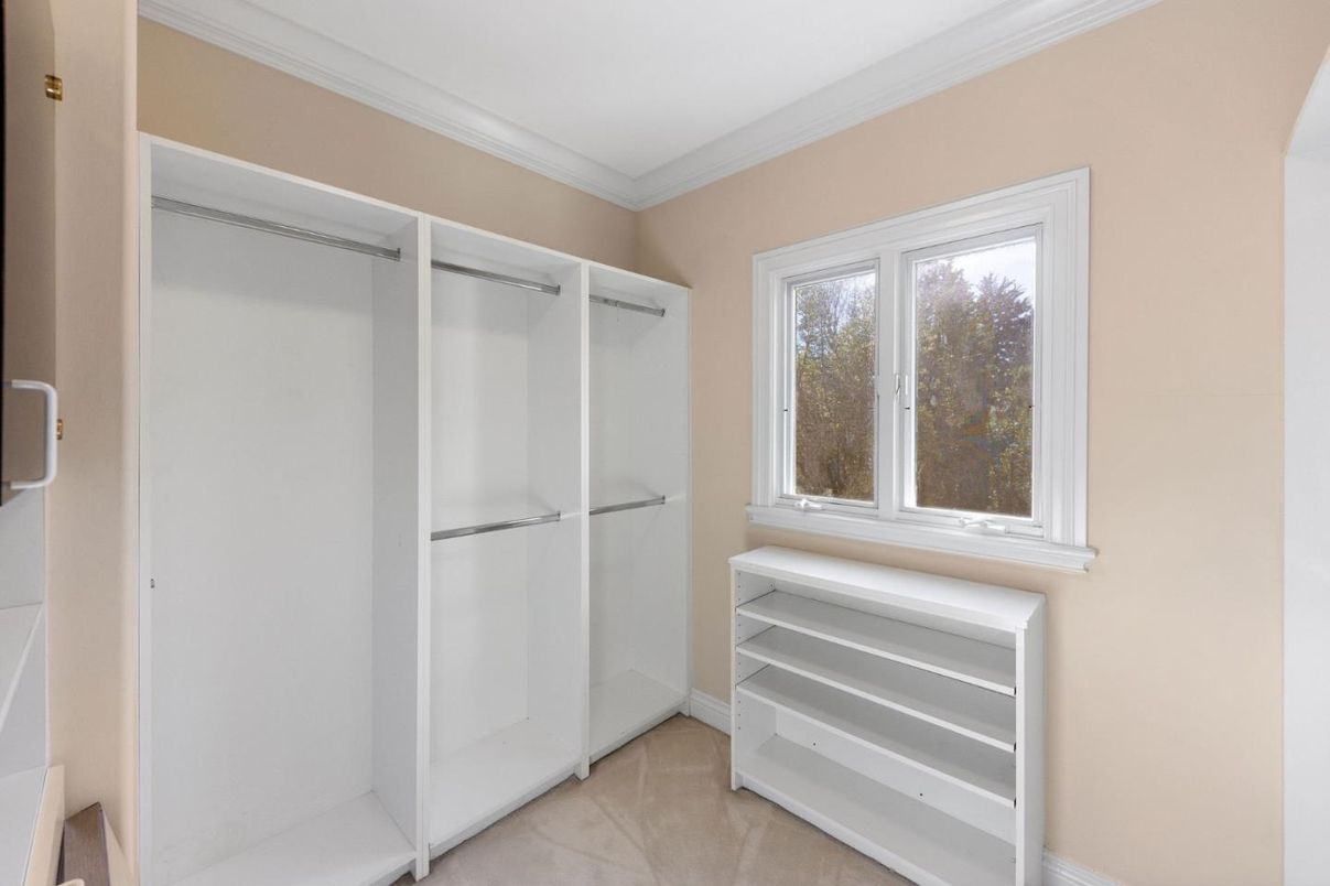 Interior, Walk-in Closets