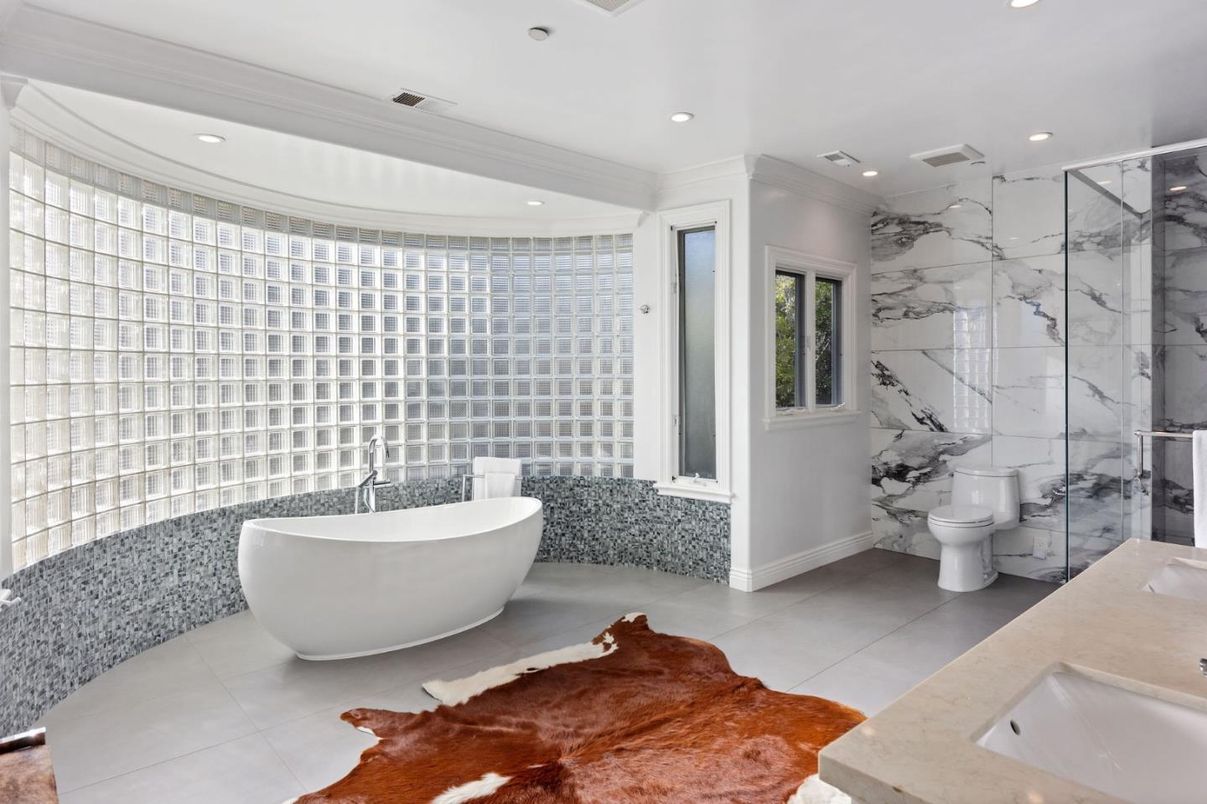 Bathroom, Free Standing Baths, Glass Shower, Interior, Marble Walls, Recessed Lighting