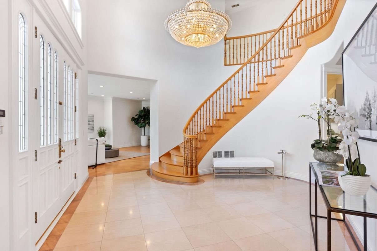 Chandelier, Interior, Recessed Lighting