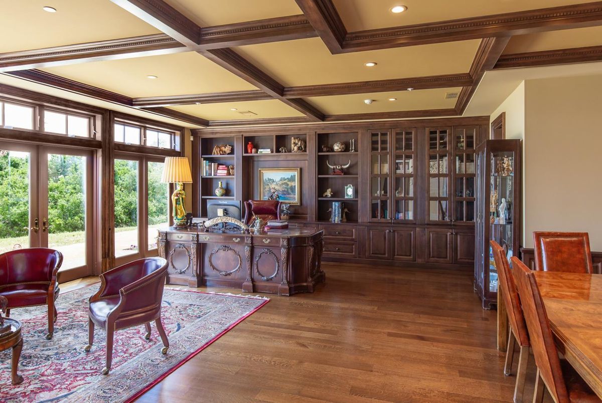 Home Office, Interior, Recessed Lighting, Wooden Beams, Wood Texture Flooring