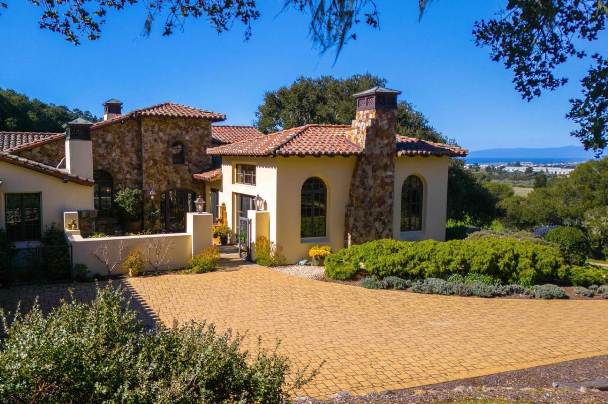 Backyard, Exterior, Facade, Mediterranean