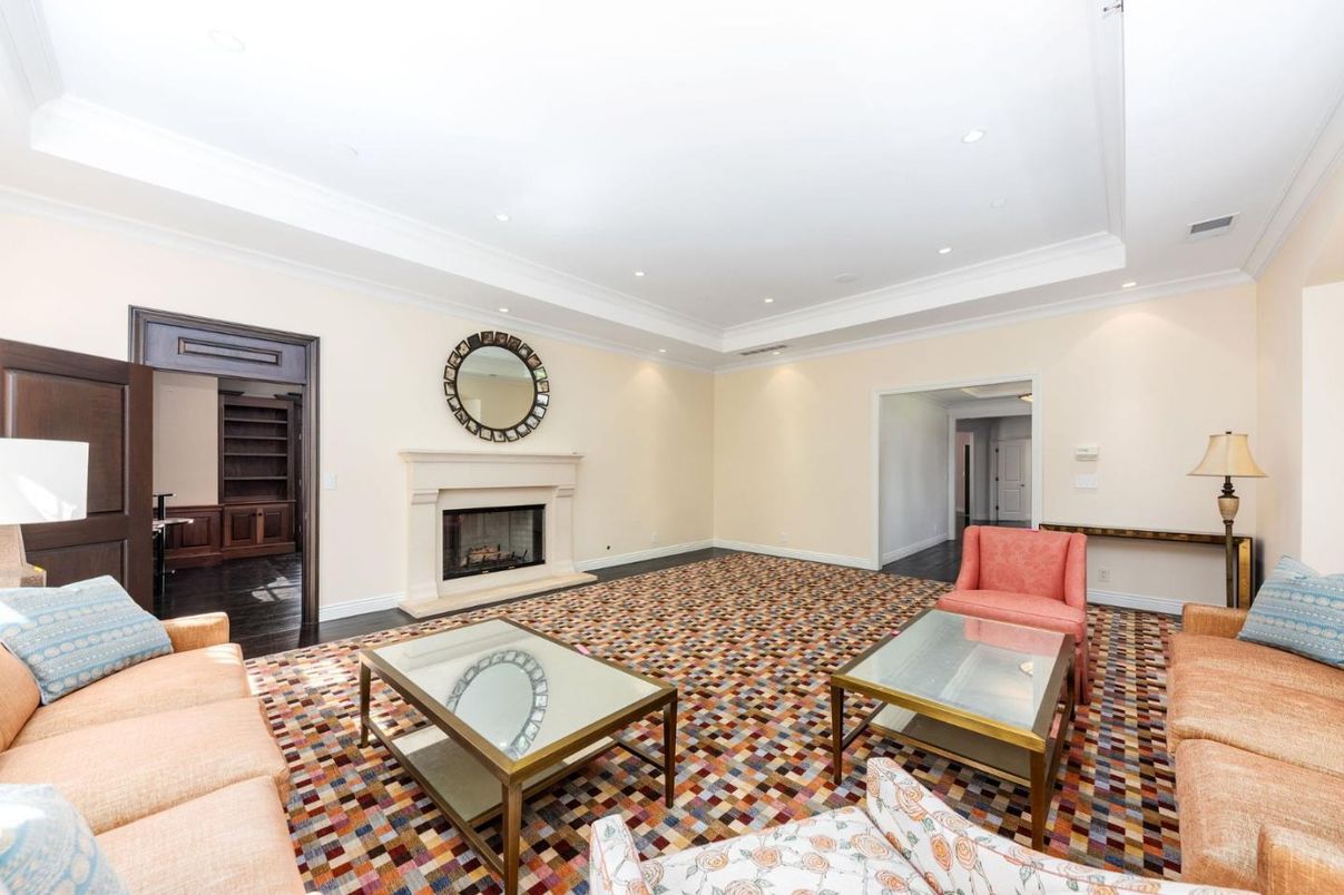 Fireplace, Interior, Living room, Recessed Lighting