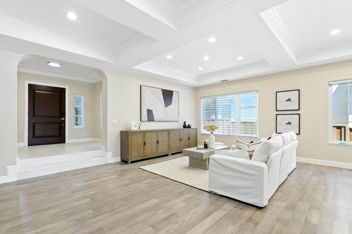 Interior, Living room, Recessed Lighting, Wood Texture Flooring