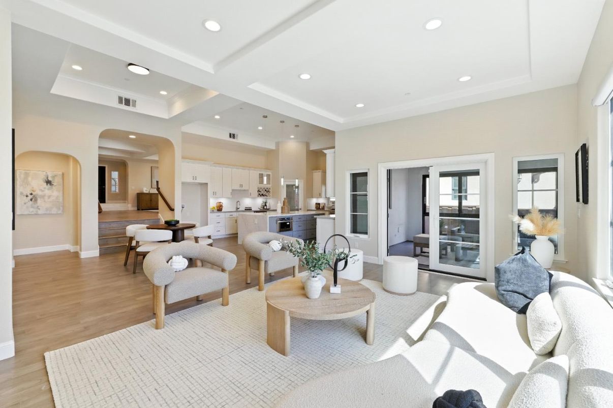 Dining room, Interior, Kitchen, Living room, Recessed Lighting, Wood Texture Flooring