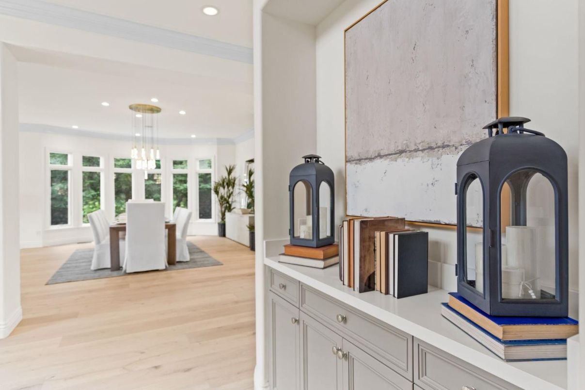 Dining room, Interior, Pendant Lights, Recessed Lighting, Wood Texture Flooring