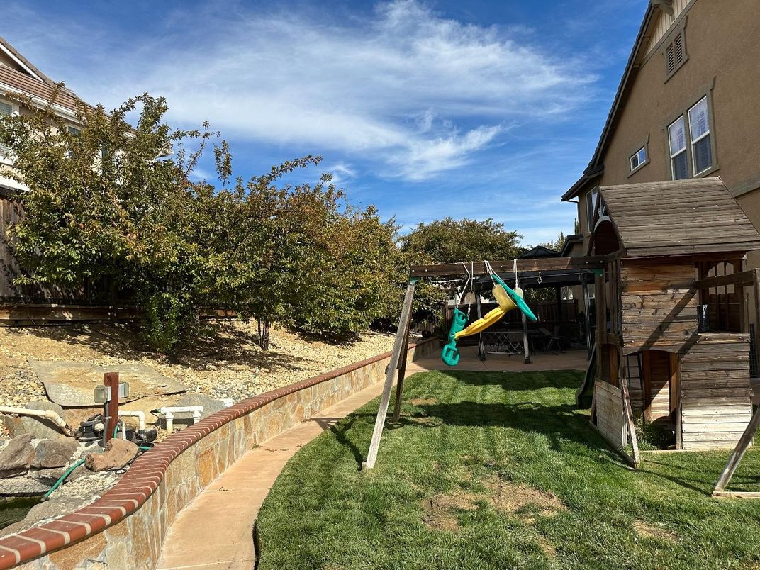 Backyard, Exterior, Playground