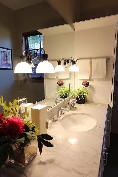 Bathroom, Interior, Pendant Lights