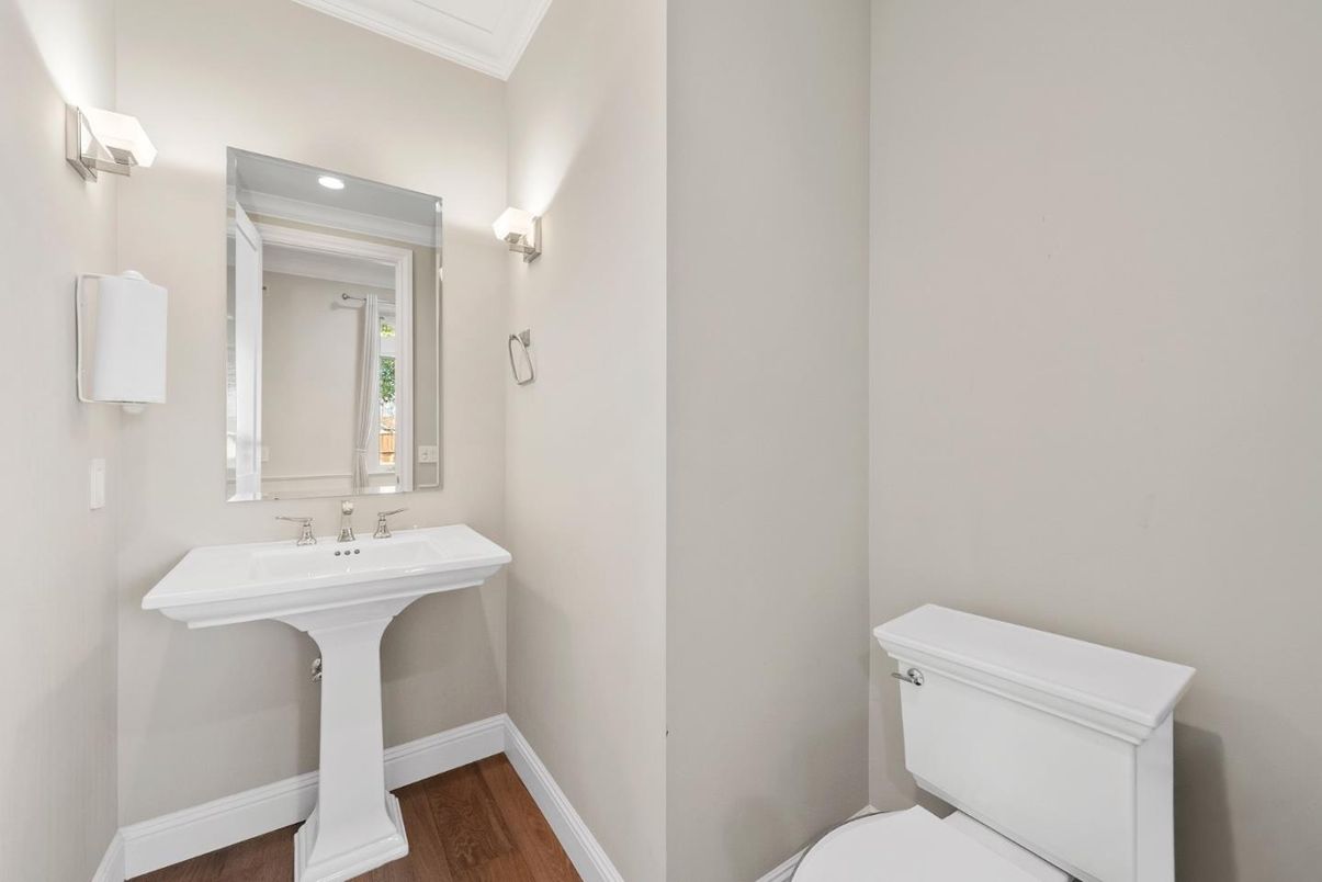 Bathroom, Interior, Recessed Lighting, Wood Texture Flooring