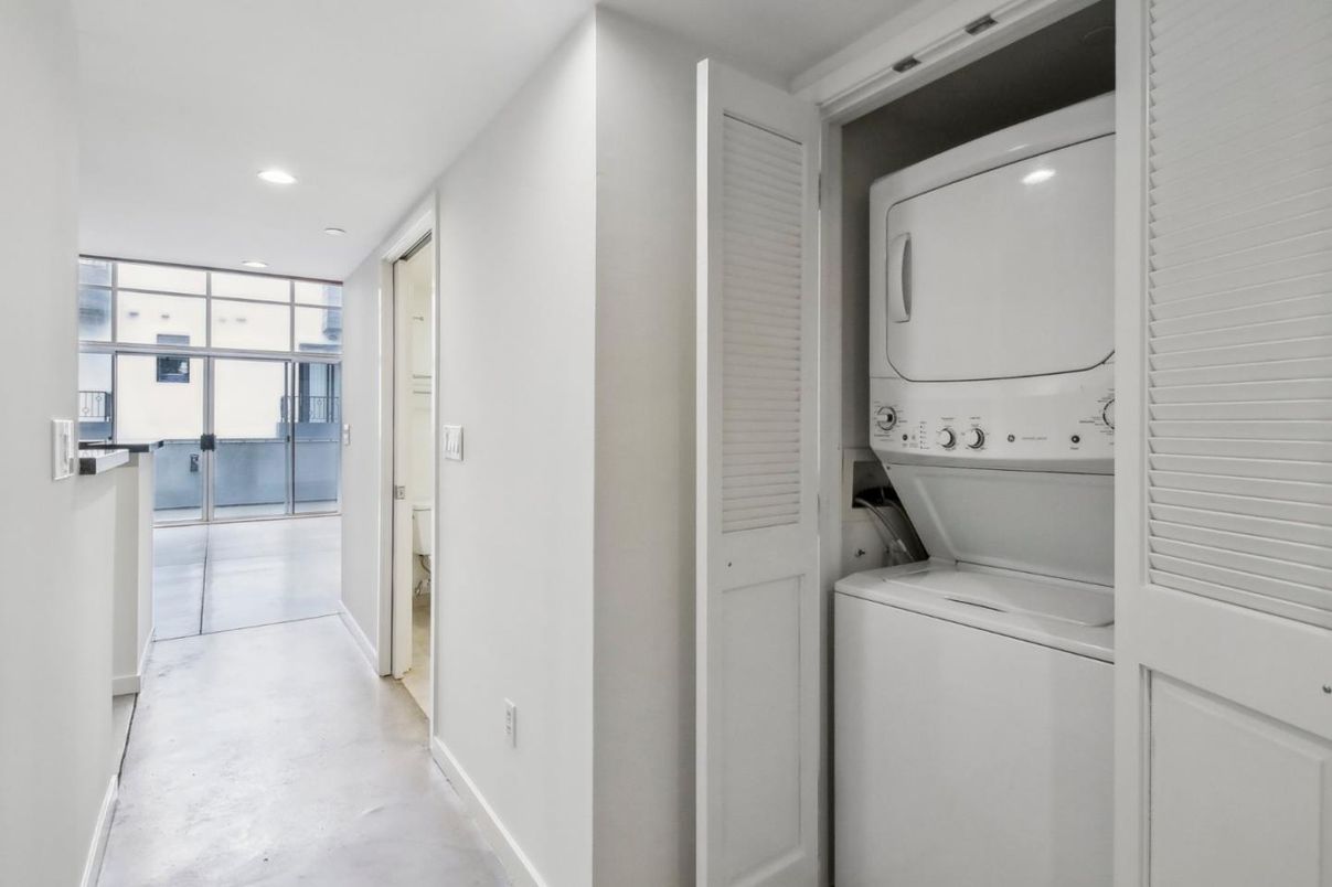 Interior, Recessed Lighting, Utility Closets, Washer
