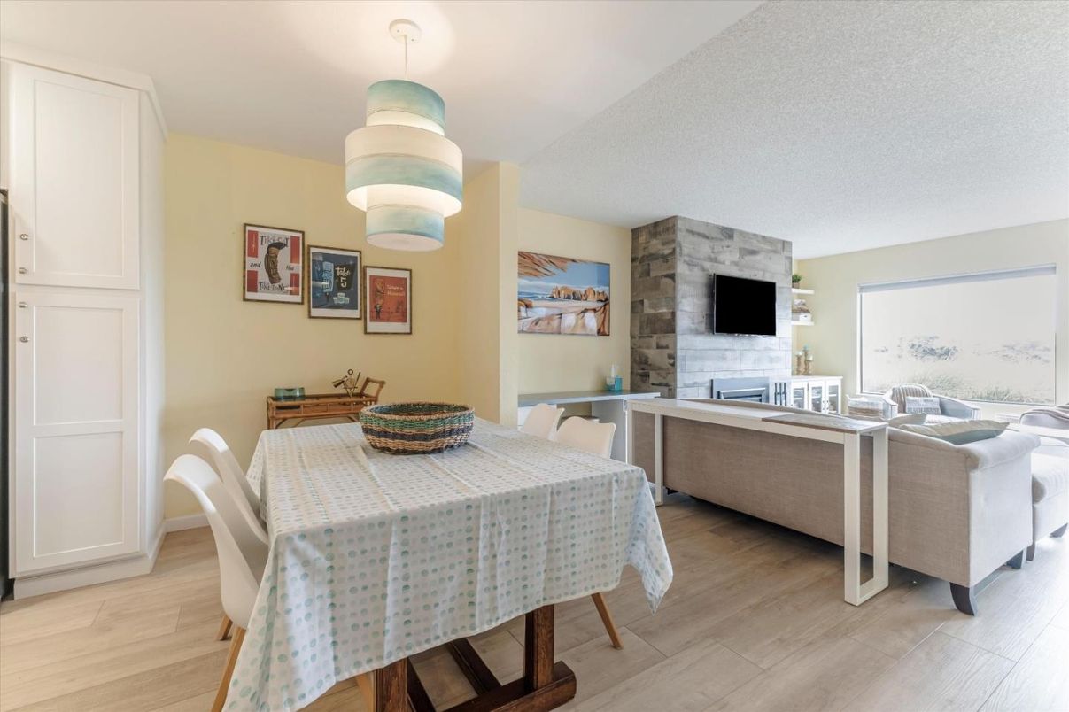 Dining room, Interior, Living room, Wood Texture Flooring
