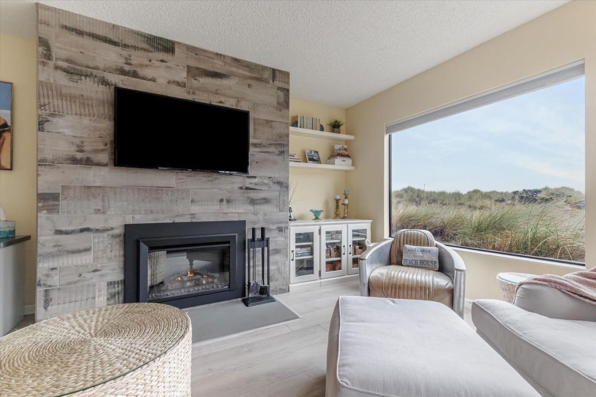 Fireplace, Interior, Wood Texture Flooring