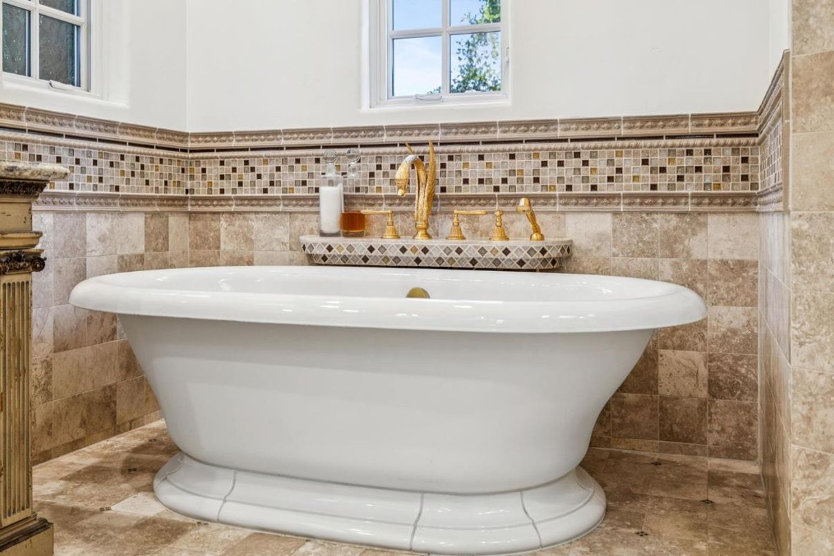 Bathroom, Free Standing Baths, Interior