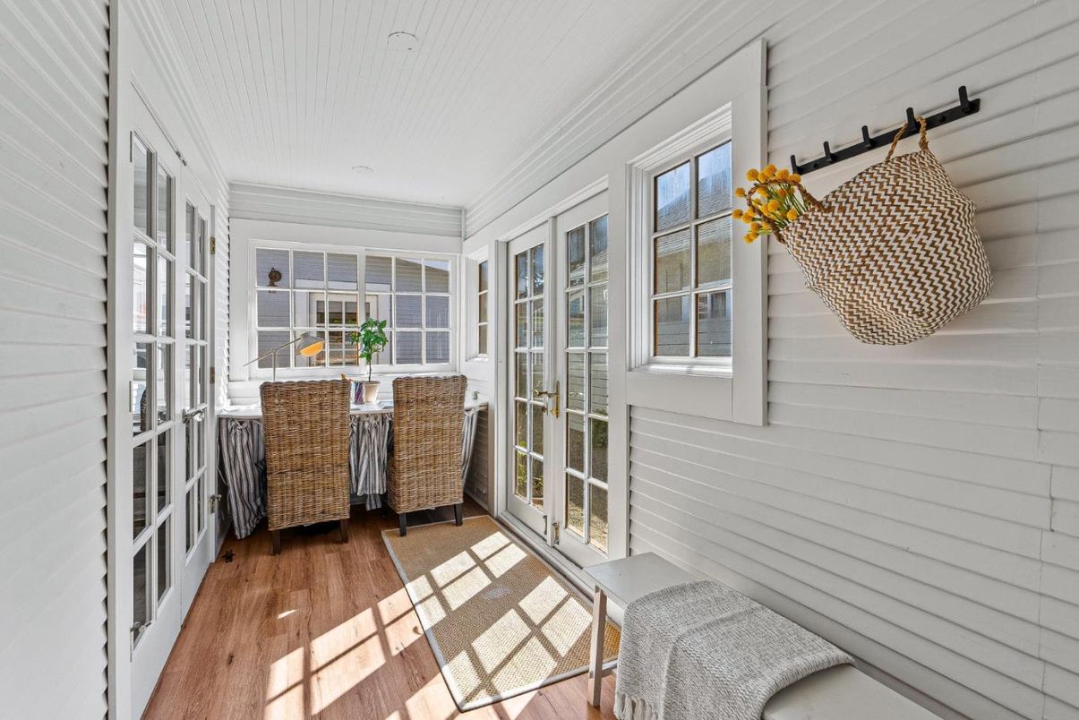 Interior, Sun Room, Wood Texture Flooring
