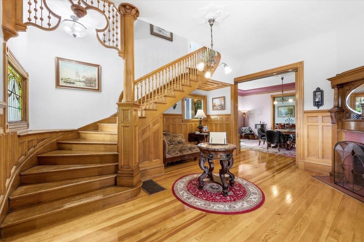 Chandelier, Dining room, Interior, Pendant Lights, Wood Texture Flooring