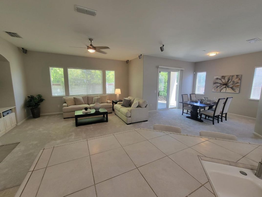 Dining room, Interior, Living room, Recessed Lighting
