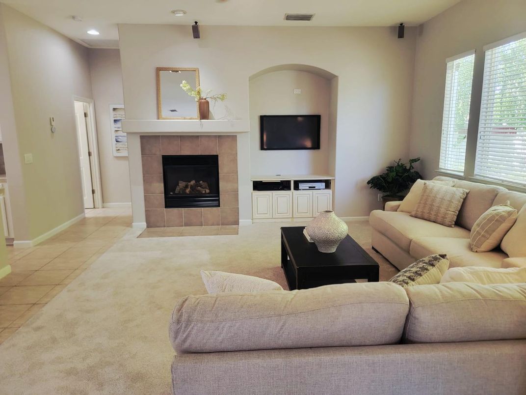 Fireplace, Interior, Living room, Recessed Lighting