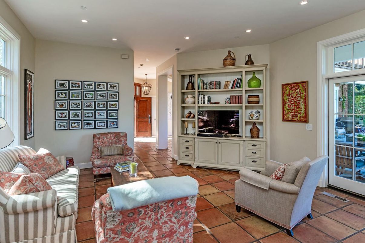 Interior, Living room, Pendant Lights, Recessed Lighting