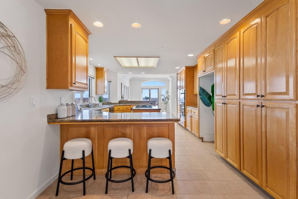 Interior, Kitchen, Recessed Lighting