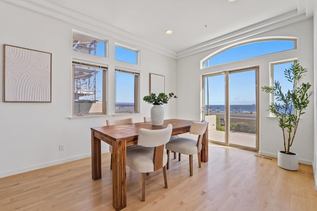 Dining room, Interior, Recessed Lighting, Water, Wood Texture Flooring