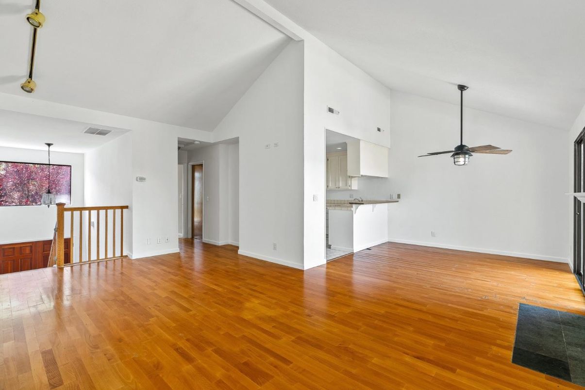 Empty room, Interior, Kitchen, Wood Texture Flooring