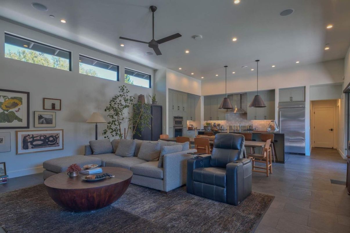 Interior, Kitchen, Living room, Pendant Lights, Recessed Lighting, Stainless Steel Appliances