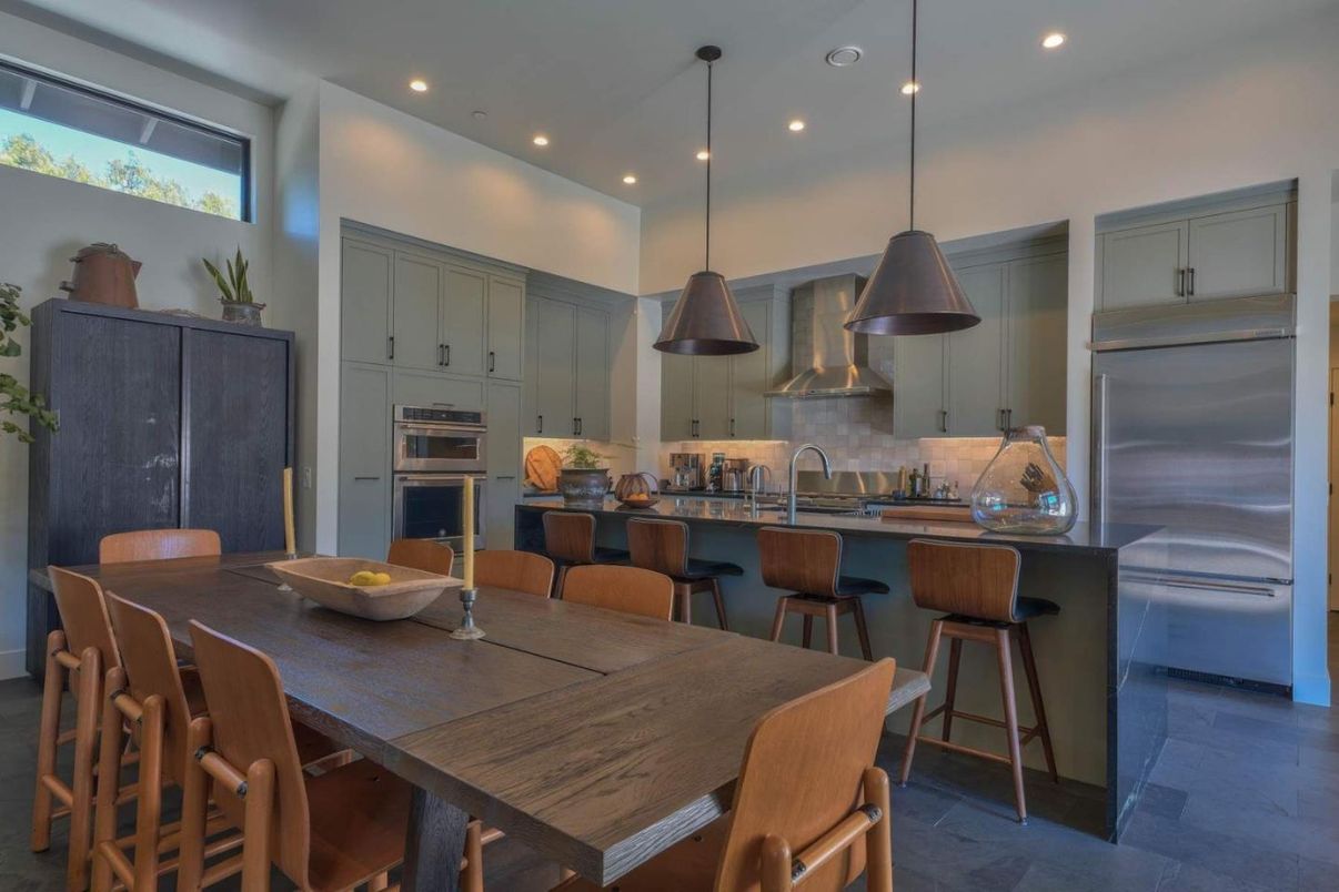 Dining room, Interior, Kitchen, Pendant Lights, Recessed Lighting, Stainless Steel Appliances