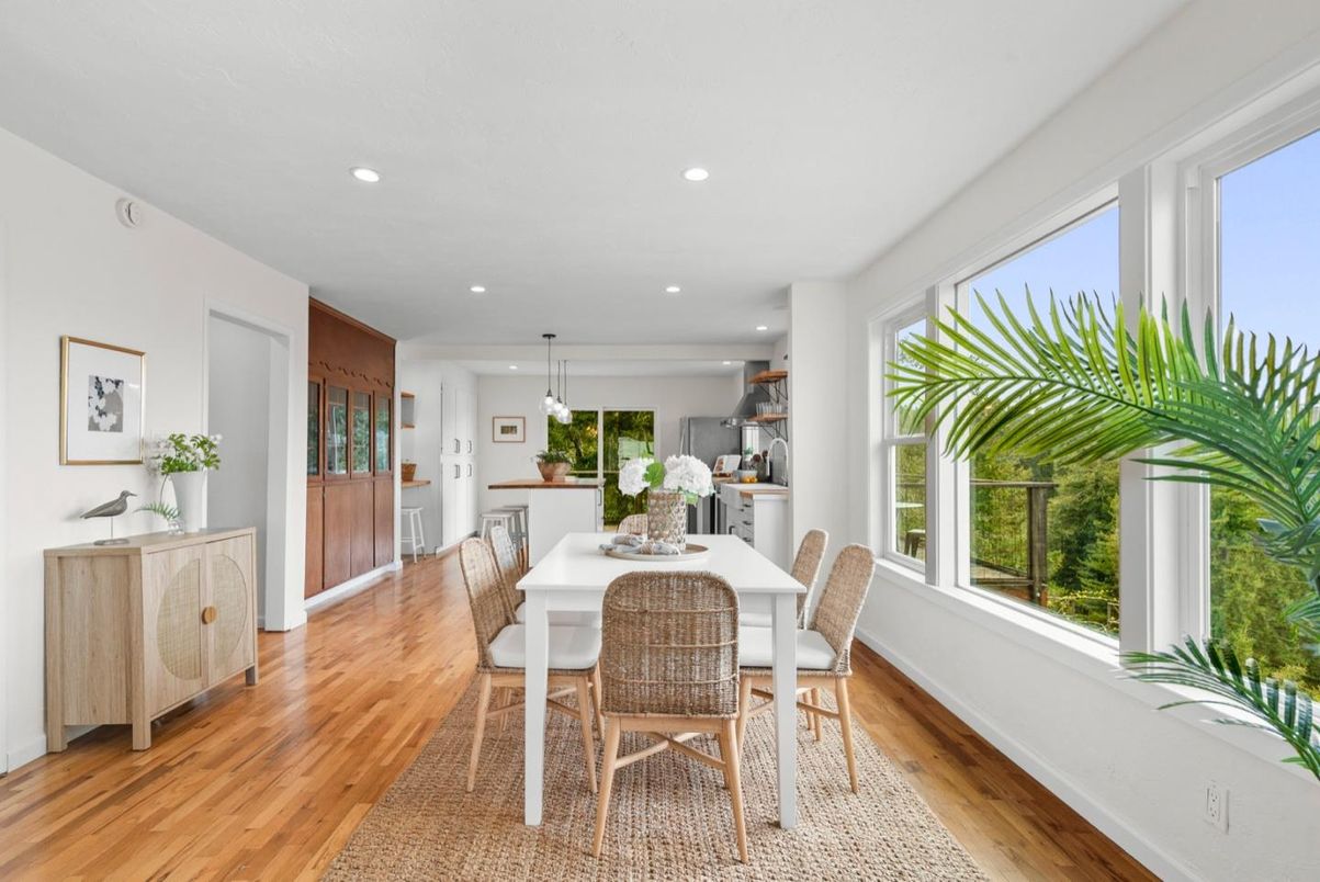 Dining room, Interior, Pendant Lights, Recessed Lighting, Wood Texture Flooring