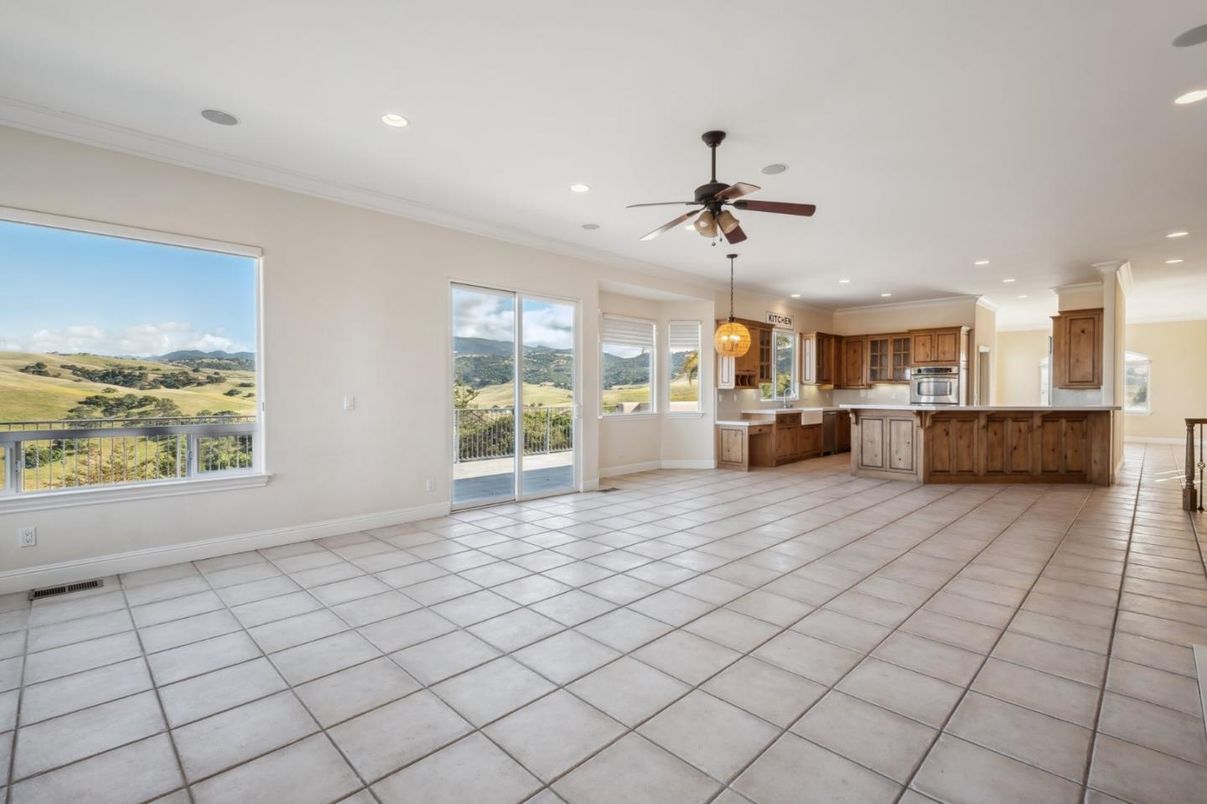 Empty room, Interior, Kitchen, Pendant Lights, Recessed Lighting