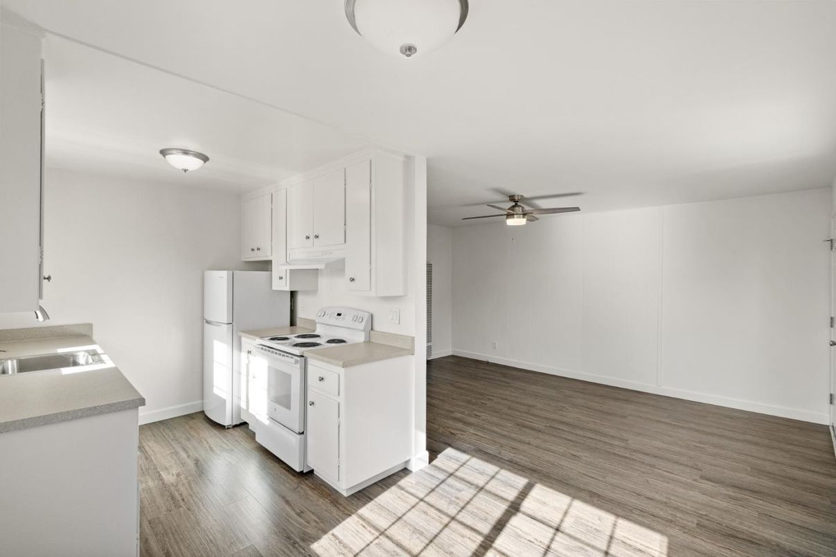 Interior, Kitchen, Wood Texture Flooring
