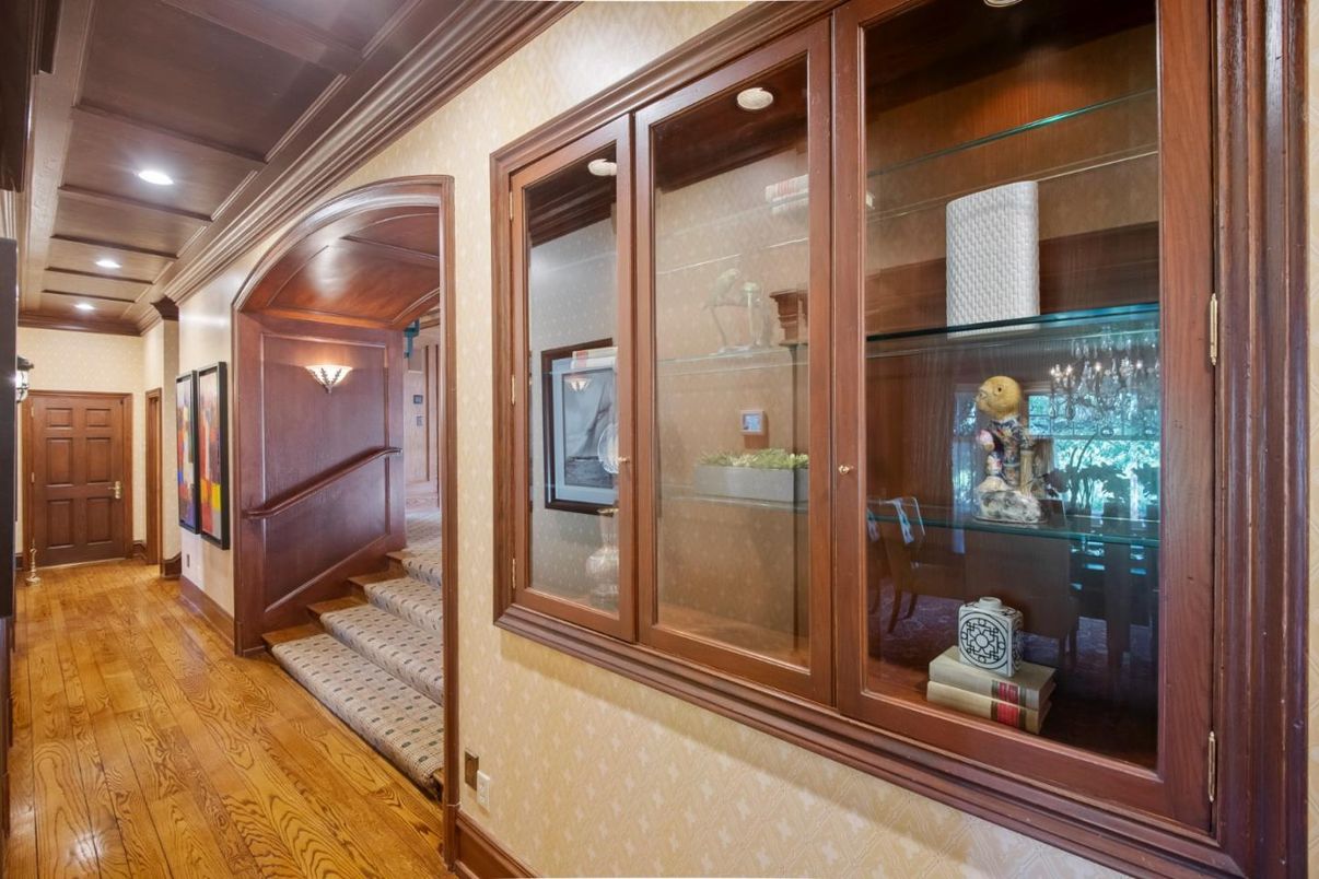 Interior, Recessed Lighting, Wooden Ceilings, Wood Texture Flooring