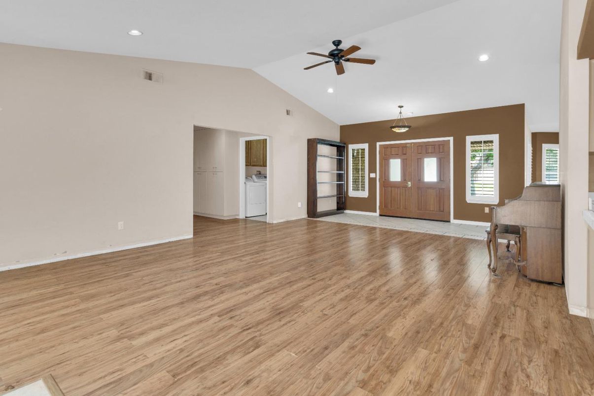 Empty room, Interior, Pendant Lights, Recessed Lighting, Wood Texture Flooring