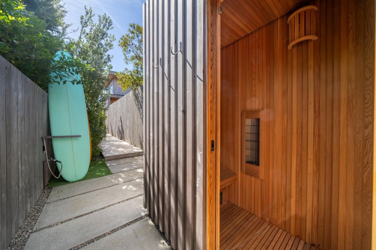Exterior, Sauna Room