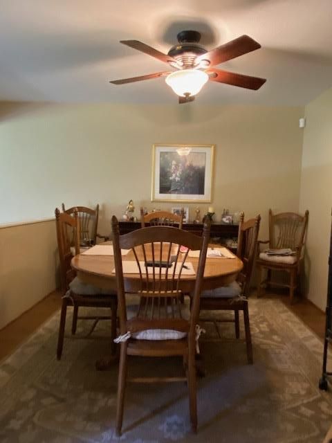 Dining room, Interior