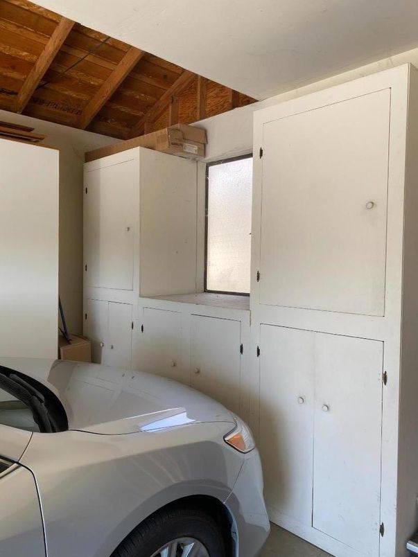 Interior, Washer, Wooden Beams, Wooden Ceilings