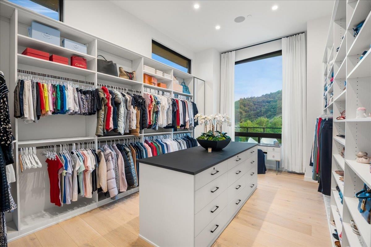 Interior, Recessed Lighting, Walk-in Closets, Wood Texture Flooring