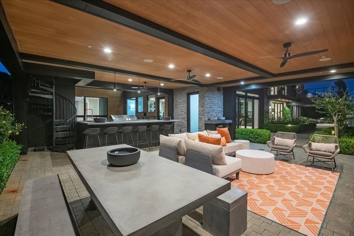 Dining room, Interior, Living room, Pendant Lights, Recessed Lighting, Stone Walls, Wooden Ceilings
