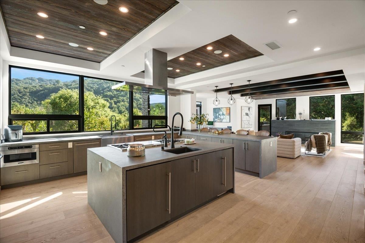 Interior, Kitchen, Living room, Pendant Lights, Recessed Lighting, Stainless Steel Appliances, Wooden Ceilings, Wood Texture Flooring