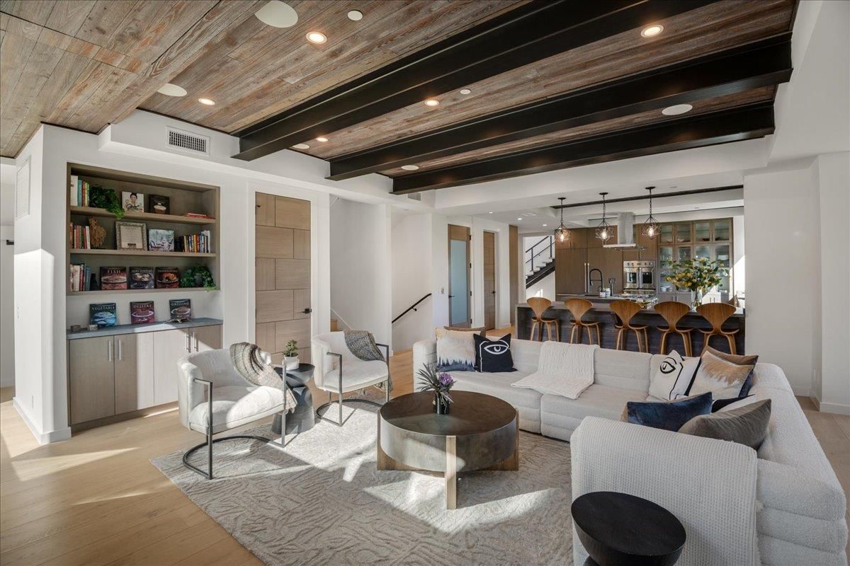 Interior, Living room, Pendant Lights, Recessed Lighting, Wooden Beams, Wooden Ceilings, Wood Texture Flooring