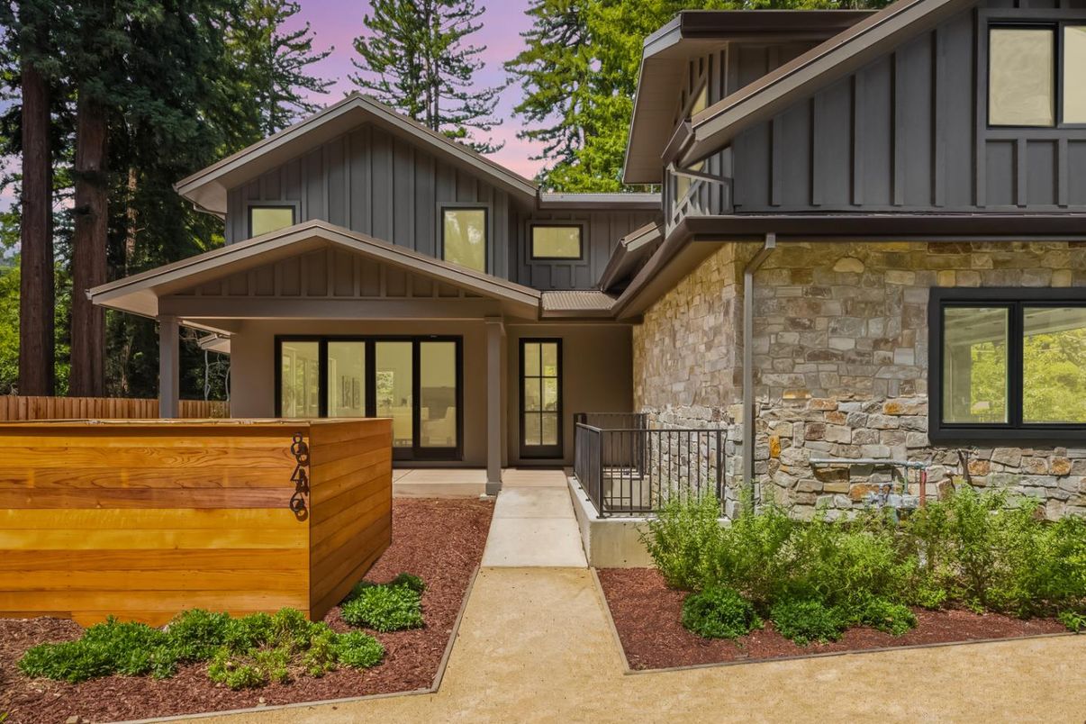 Exterior, Facade, American Craftsman