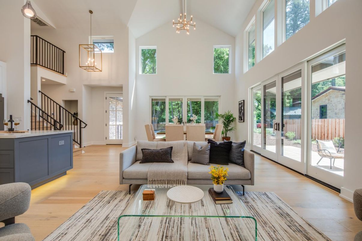 Dining room, Interior, Living room, Pendant Lights, Wood Texture Flooring
