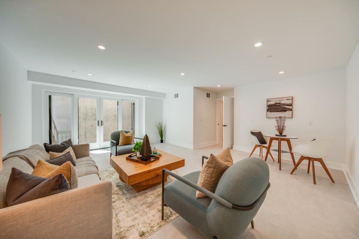 Dining room, Interior, Living room, Recessed Lighting